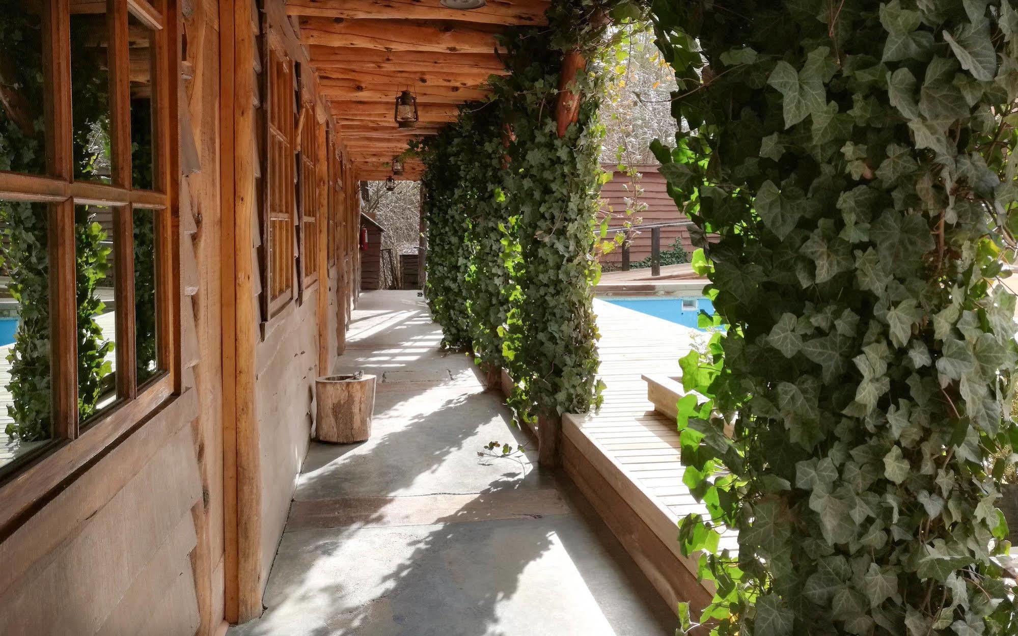 Hotel El Barranco Futaleufú Buitenkant foto