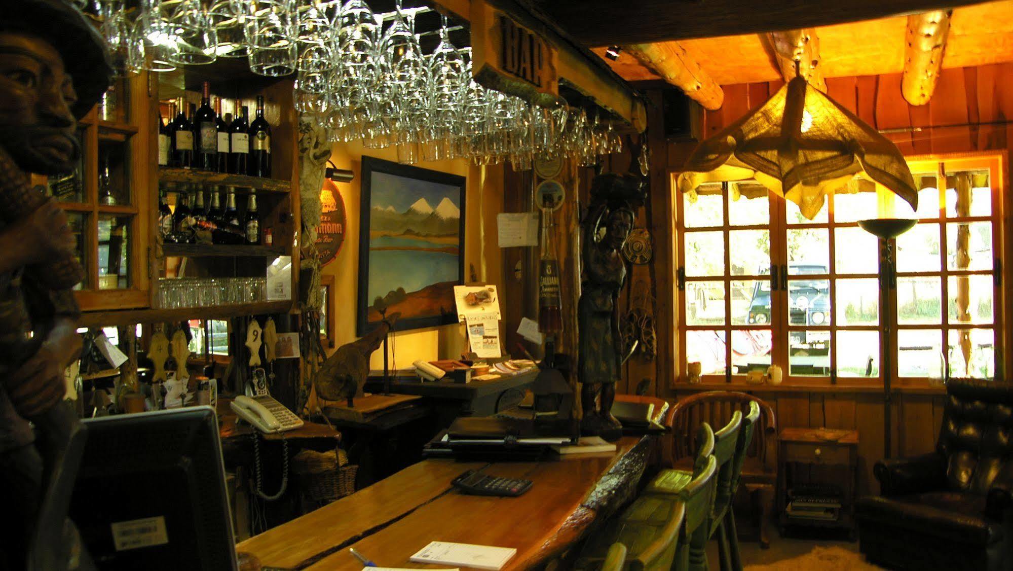 Hotel El Barranco Futaleufú Buitenkant foto